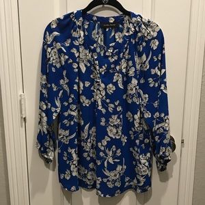 Ivanka Trump Blouse tip size medium